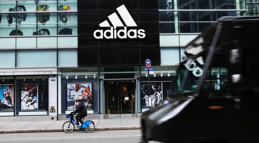 Adidas e Foot Locker anunciam nova parceria estratégica Adidas e Foot Locker anunciam nova parceria estratégica