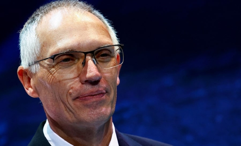 O salário do CEO da Stellantis Tavares em 2022 caiu 14% O salário do CEO da Stellantis Tavares em 2022 caiu 14%