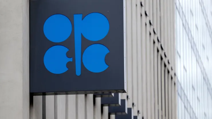 Os preços do petróleo ficam positivos depois de cair US $ 2 o barril em um relatório que os Emirados Árabes Unidos estão considerando deixar a OPEP Os preços do petróleo ficam positivos depois de cair US $ 2 o barril em um relatório que os Emirados Árabes Unidos estão considerando deixar a OPEP