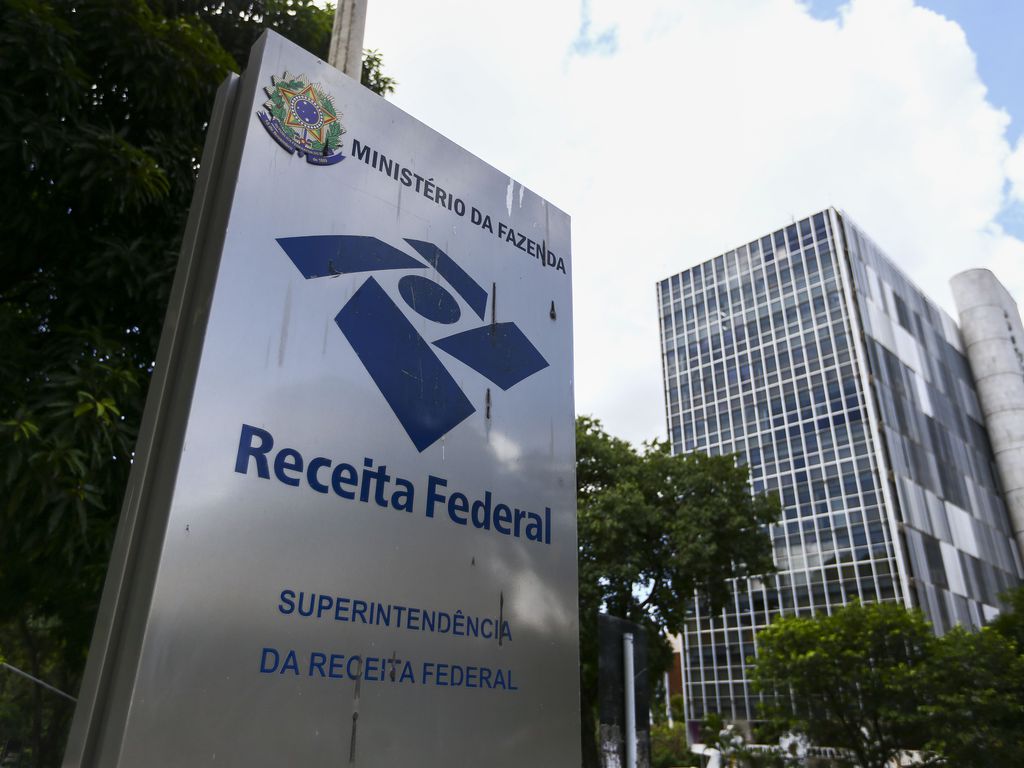 Receita Federal leiloa itens apreendidos pelo órgão na próxima semana; lotes custam a partir de R$ 300 Receita Federal leiloa itens apreendidos pelo órgão na próxima semana; lotes custam a partir de R$ 300