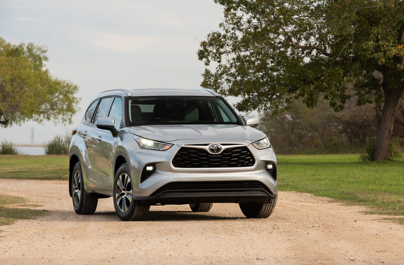 Toyota faz recall de 1 milhão de crossovers Highlander em todo o mundo Toyota faz recall de 1 milhão de crossovers Highlander em todo o mundo