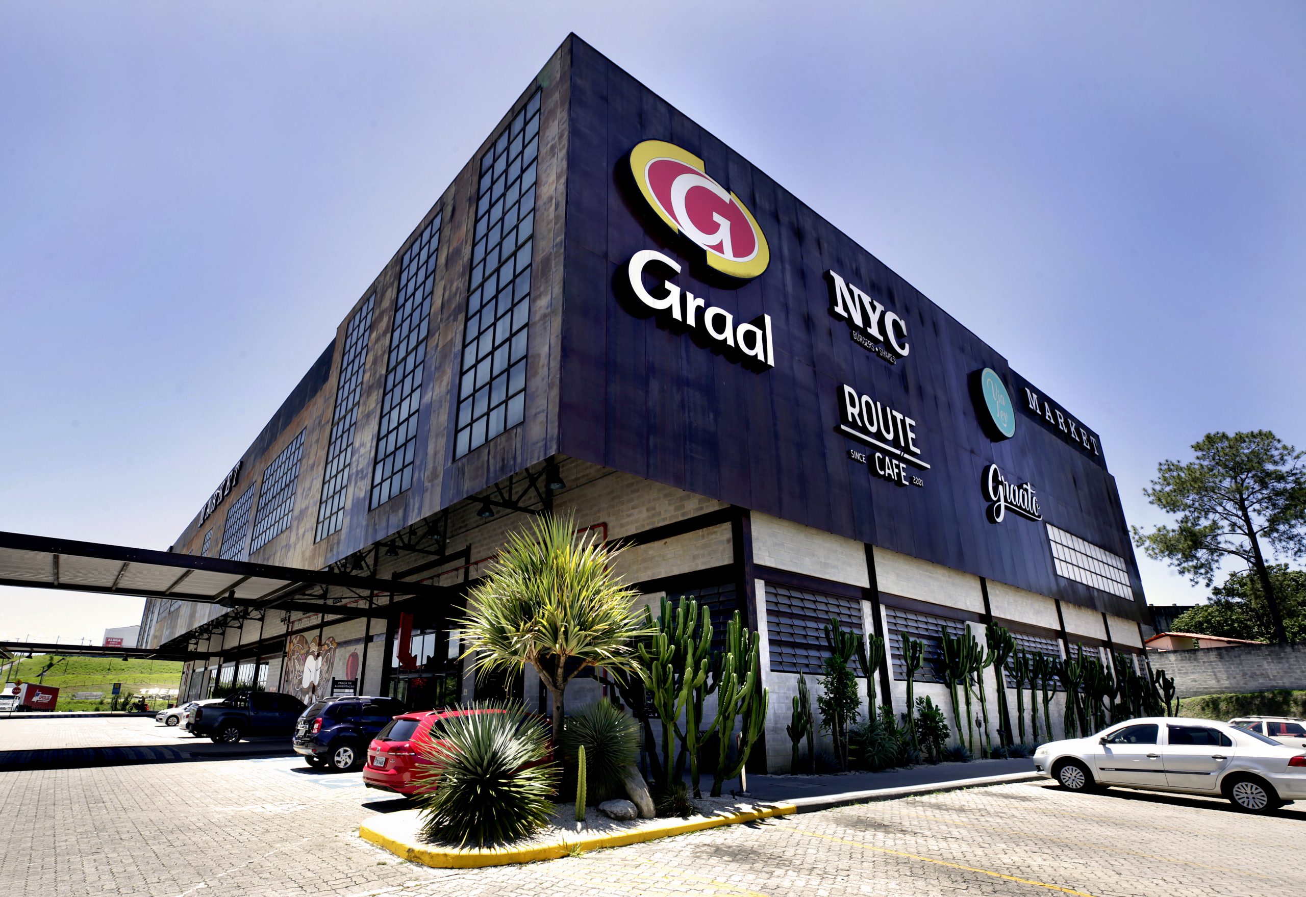 Rede Graal investe em estações de recarga ultrarrápidas para veículos elétricos Rede Graal investe em estações de recarga ultrarrápidas para veículos elétricos