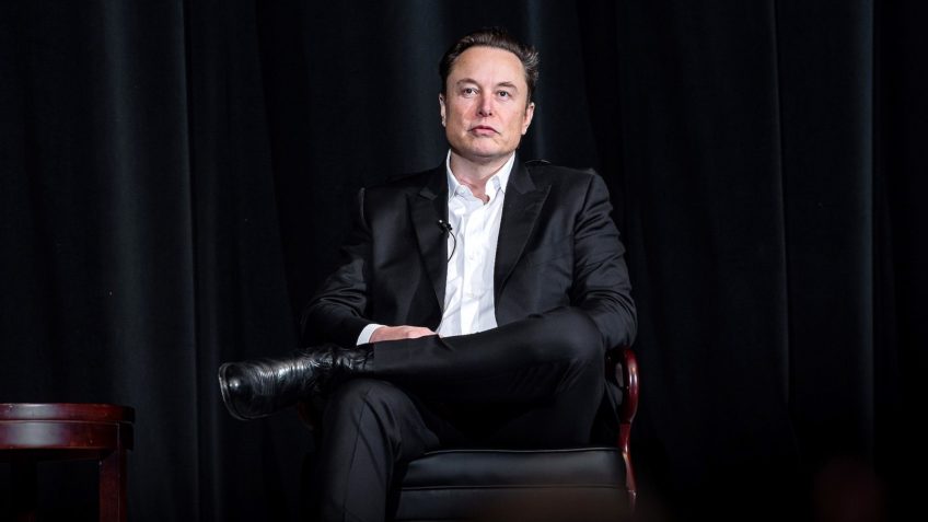 Antenas de Internet via Satélite Starlink, Doação de Elon Musk, Chegam ao Rio Grande do Sul Antenas de Internet via Satélite Starlink, Doação de Elon Musk, Chegam ao Rio Grande do Sul