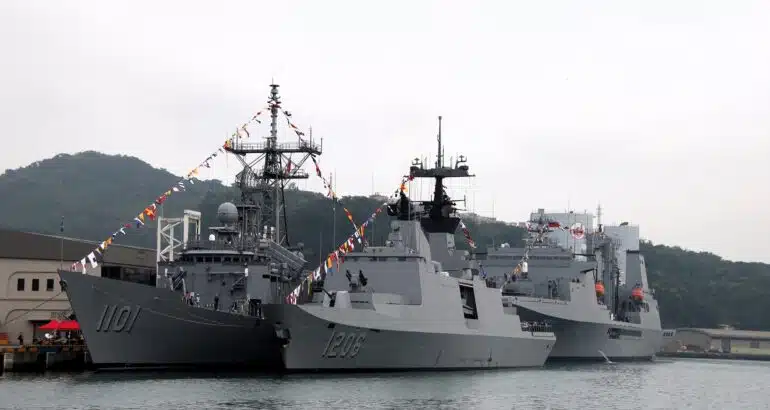 Orçamento de defesa de Taiwan 2025: foco em programas navais