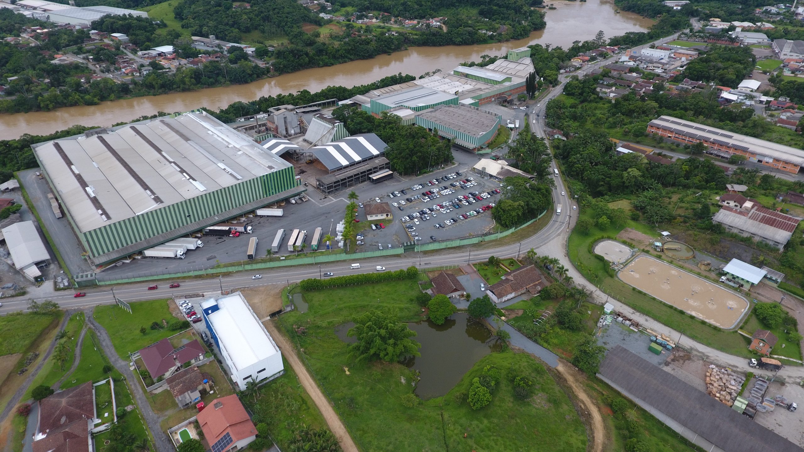 Indústria de SC reduz consumo de água em 18% com investimentos em sustentabilidade e inovação Indústria de SC reduz consumo de água em 18% com investimentos em sustentabilidade e inovação